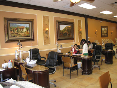 thiết kế salon nail