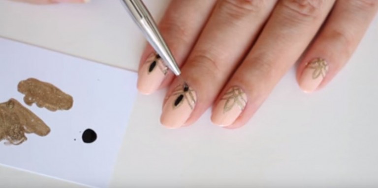 mẫu nail DUbai