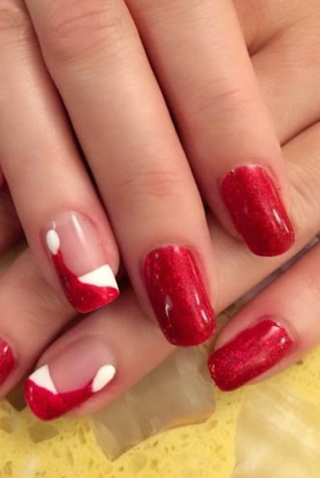 1479155614-santa-hats-christmas-nail-art