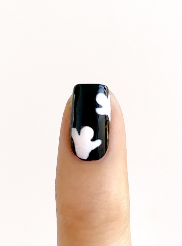 Mẫu nail Halloween 4